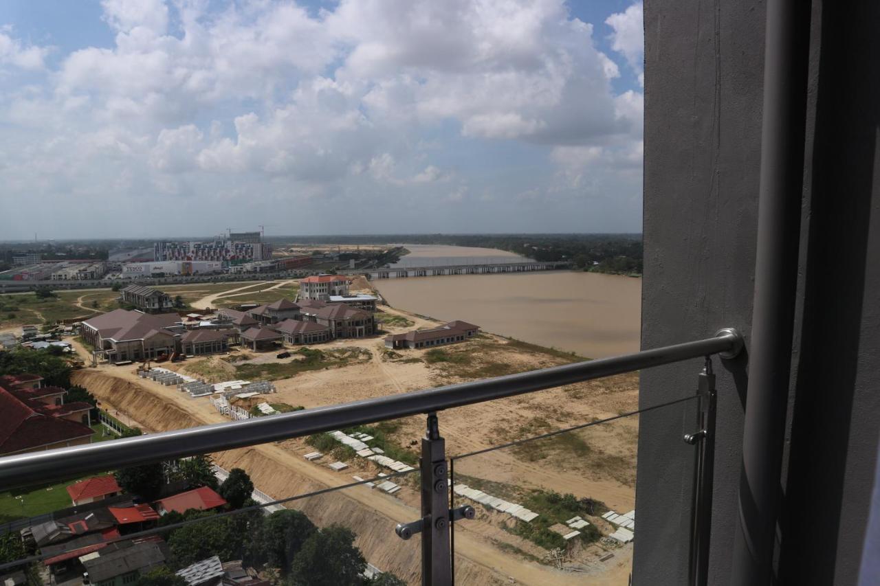 Prestige Sky Riverfront Kota Bharu Esterno foto